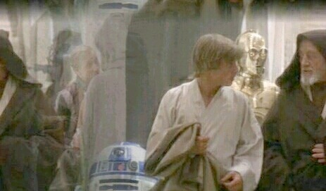 Obi-Wan Kenobi, Luke Skywalker, C-3PO & R2-D2 12a