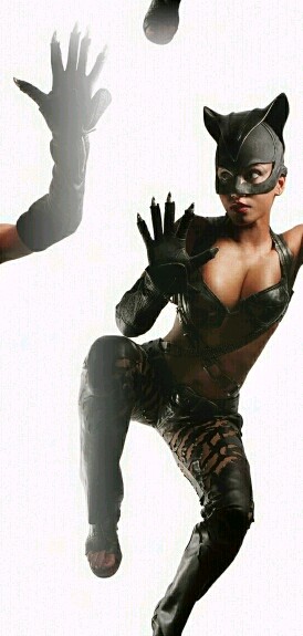 Catwoman 32